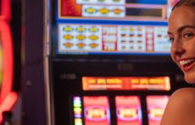Antarmuka Macau Pools di aplikasi mobile kudamas168